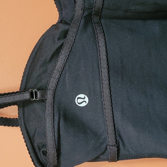 Lululemon Tank Top/ black is sold - Picture 4 of 4